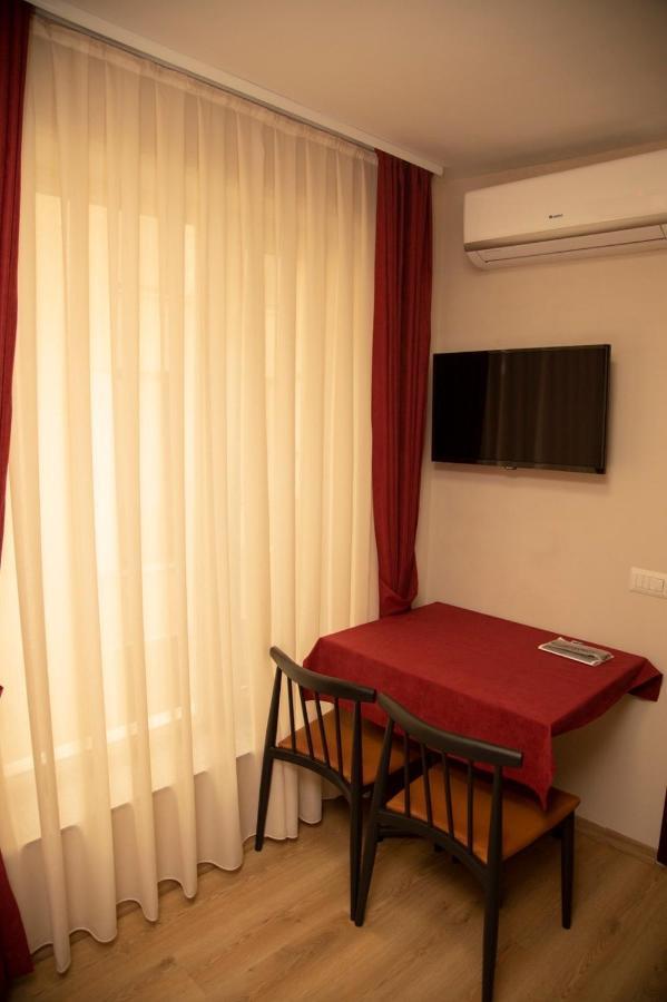 Hotel Oferta Πρίζρεν Εξωτερικό φωτογραφία