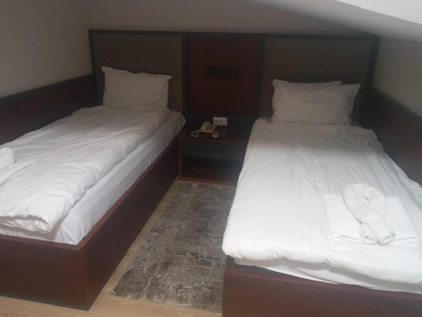 Hotel Oferta Πρίζρεν Εξωτερικό φωτογραφία